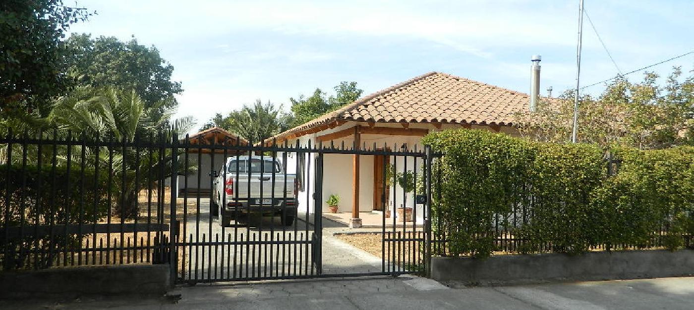 Linda y amplia casa, cercana a Curicó